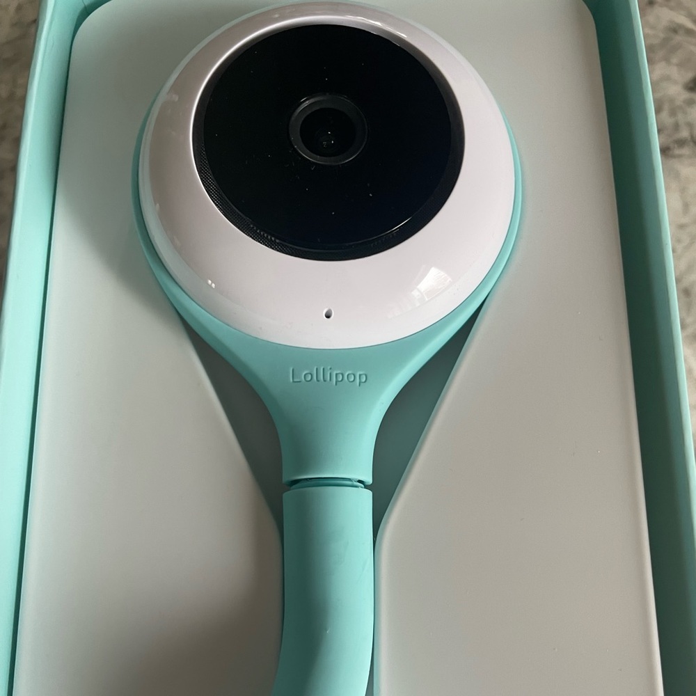 Lollipop WiFi smart baby monitor